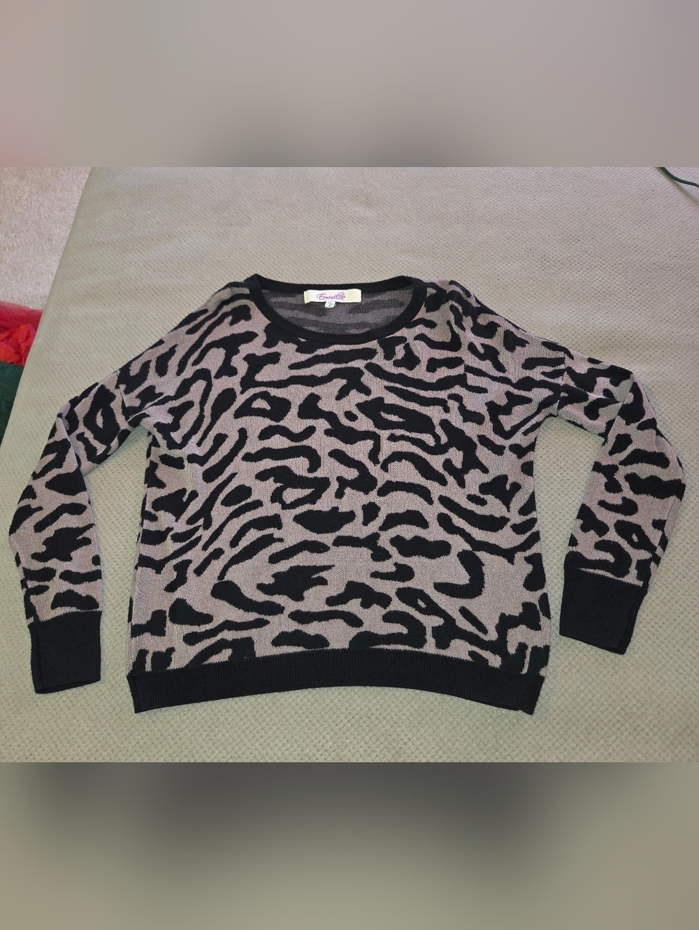 Vintage Sweater - Picture 2 of 13